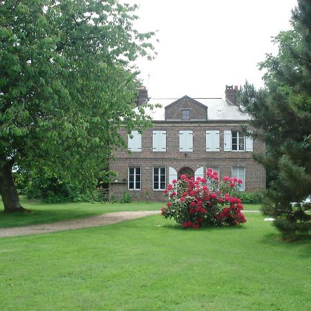 Au Charme Des Pommiers Bed & Breakfast Thiberville Екстериор снимка
